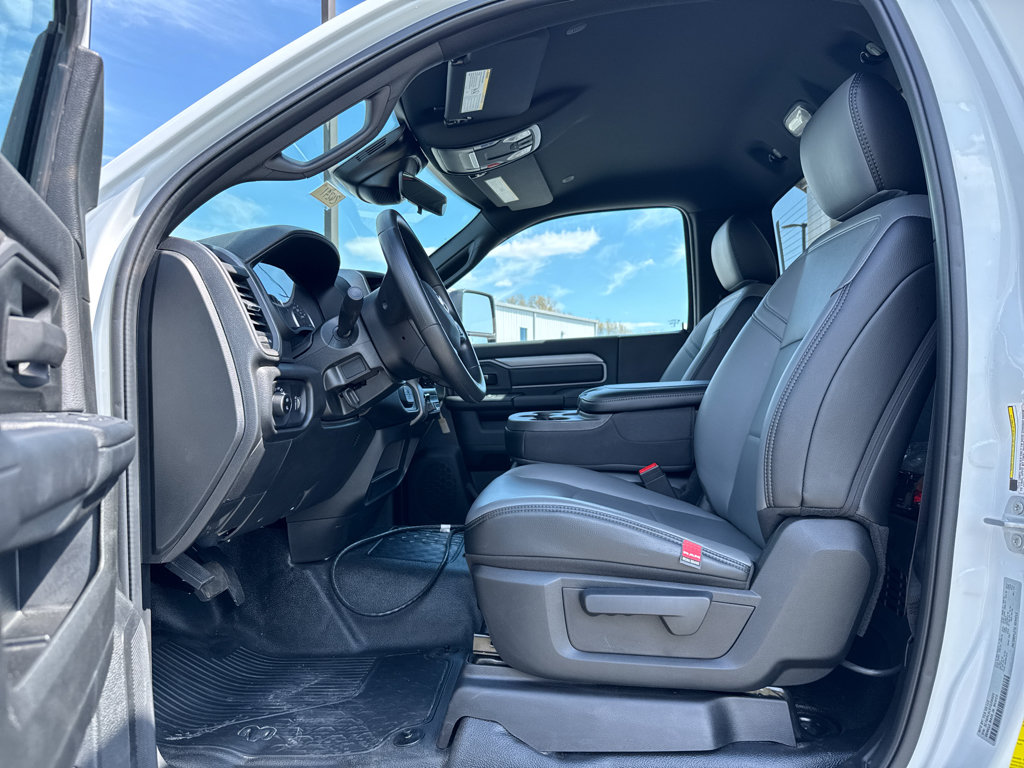 New 2026 RAM 4500 Tradesman w/ Chrome Appearance Group AWD/4WD image 9