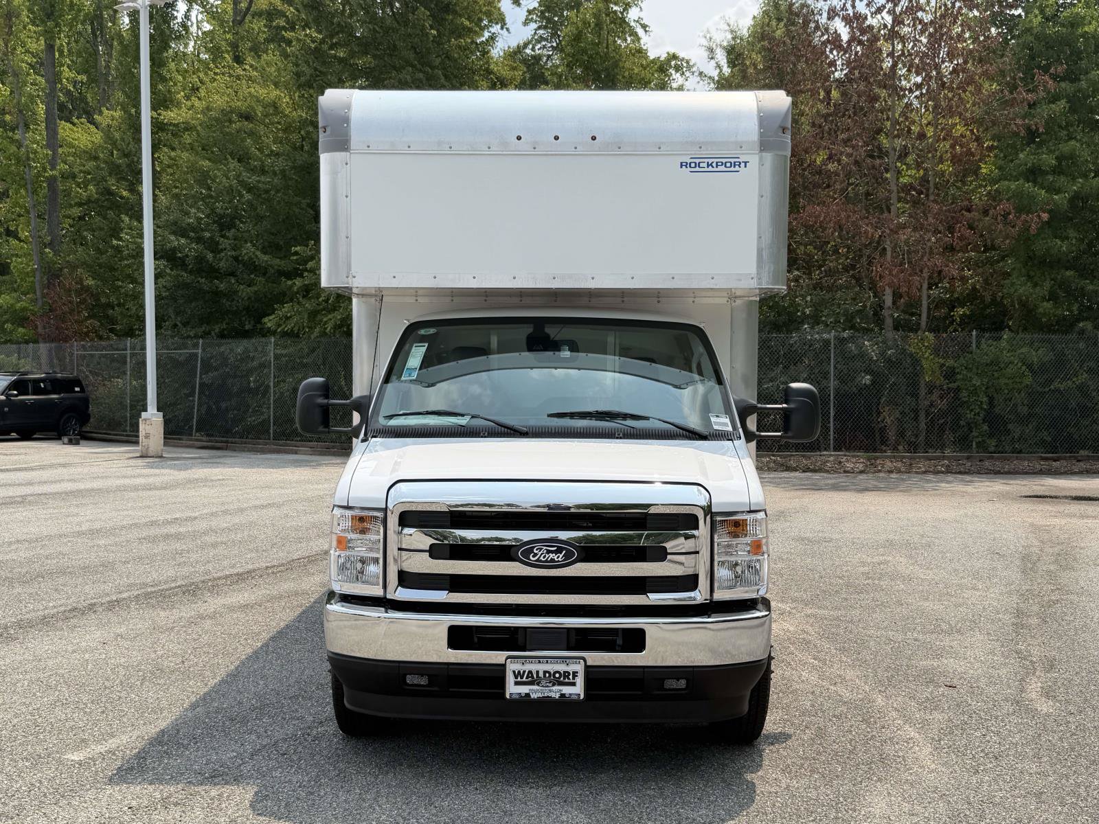 New 2027 Ford E-450 and Econoline 450 Super Duty w/ Power Equipment Group RWD image 6