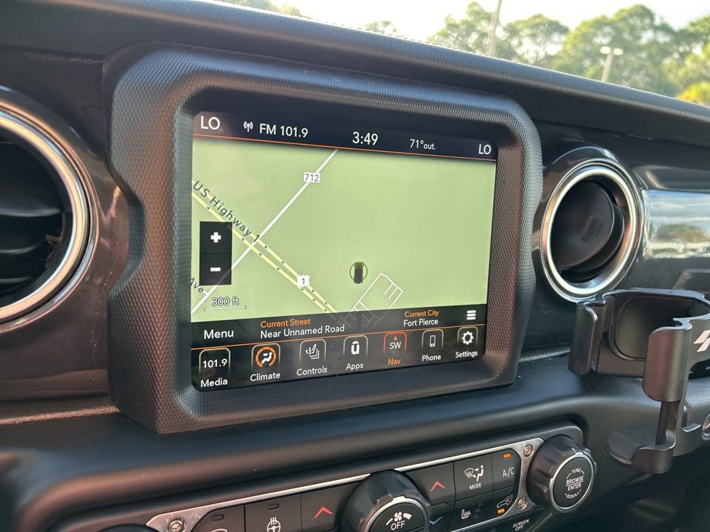 Used 2022 Jeep Wrangler Unlimited Rubicon w/ Trailer Tow Package image 41