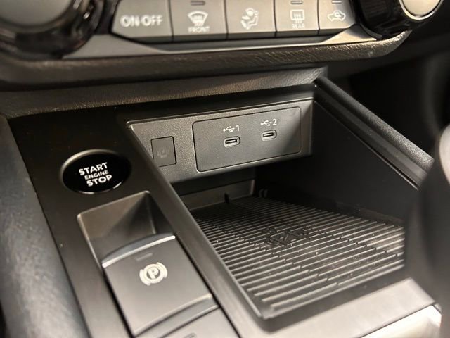 New 2026 Nissan Kicks SV w/ SV Premium Package image 16