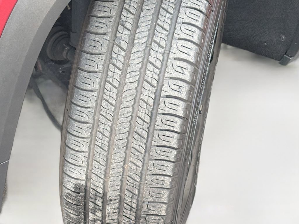 Used 2019 GMC Acadia SLT w/ LPO, Floor Liner Package FWD image 43