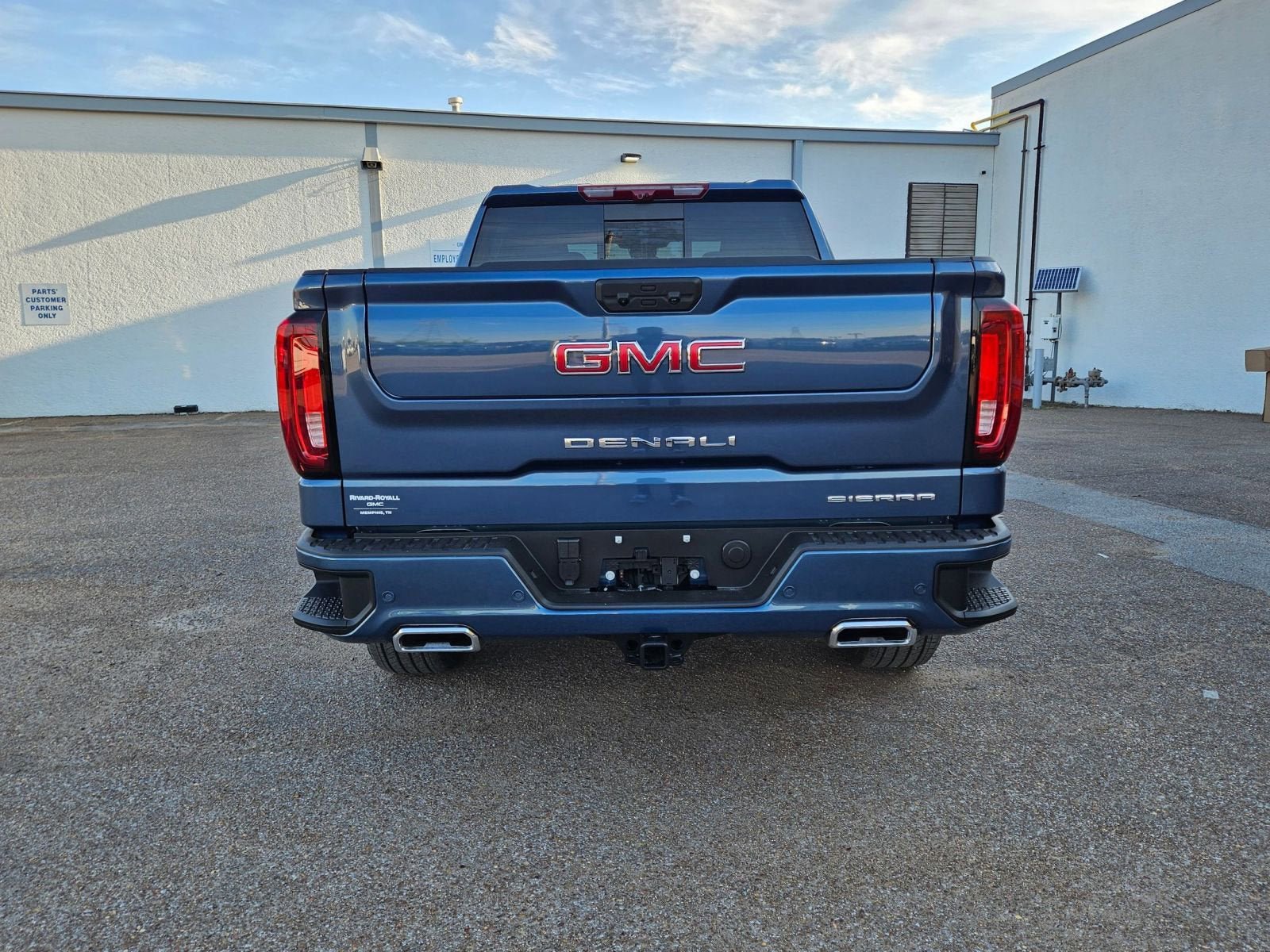 New 2026 GMC Sierra 1500 Denali w/ Denali Reserve Package AWD/4WD image 5