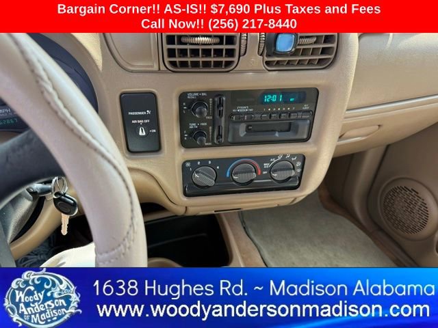 Used 1999 Chevrolet S10 Pickup LS RWD image 7