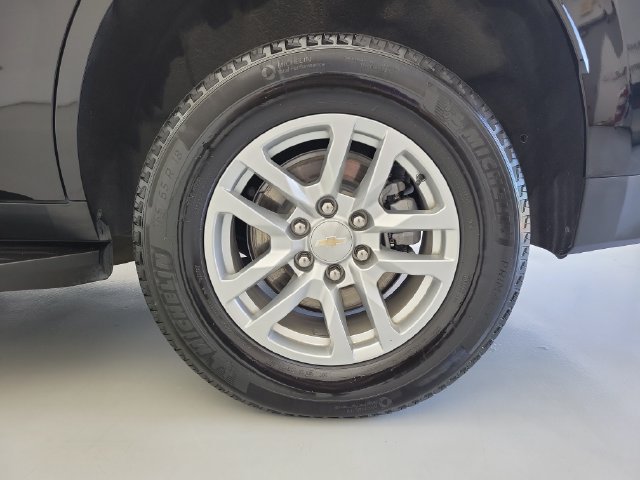 Used 2024 Chevrolet Tahoe LS w/ Driver Alert Package RWD image 9