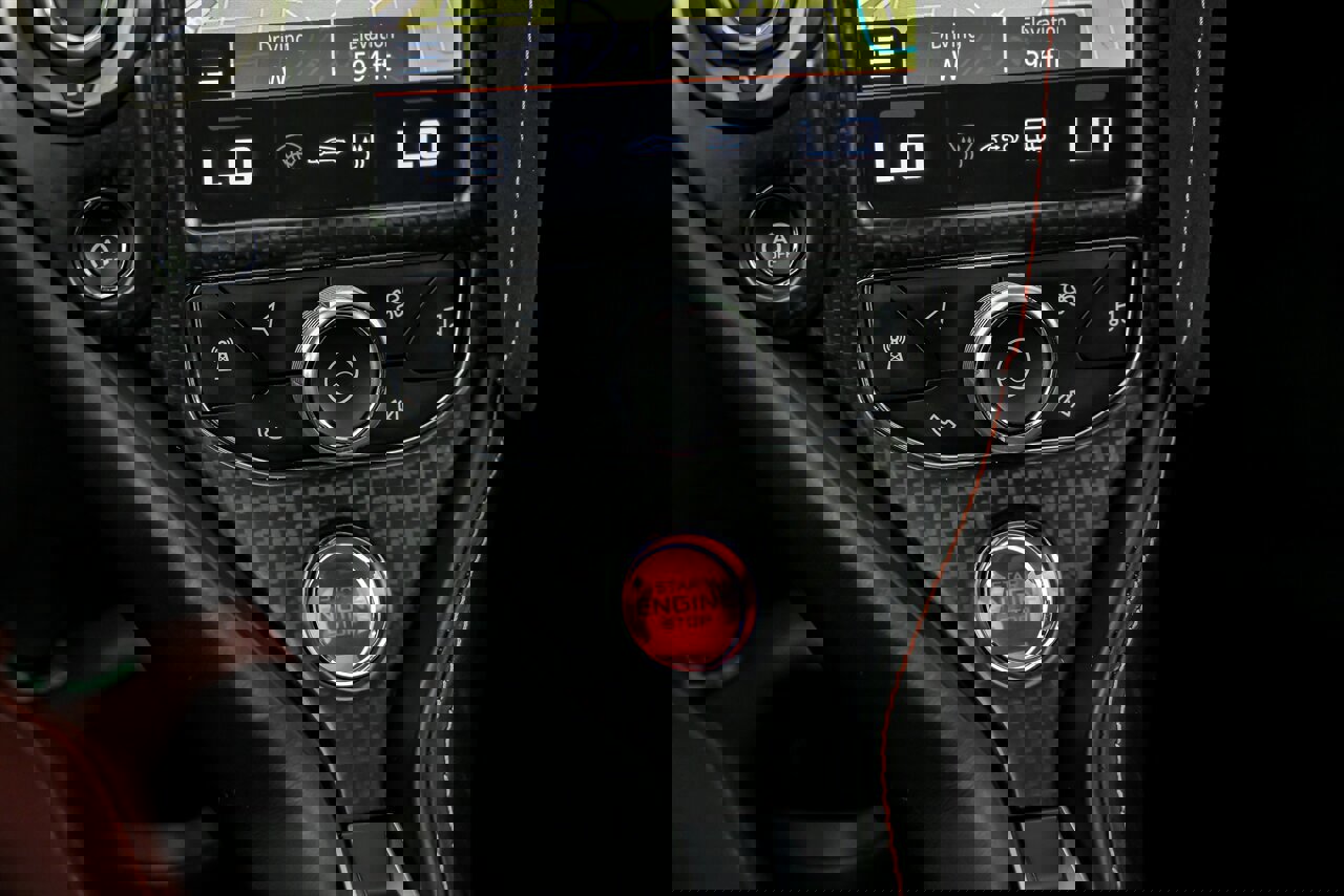 Used 2018 McLaren 720S image 40