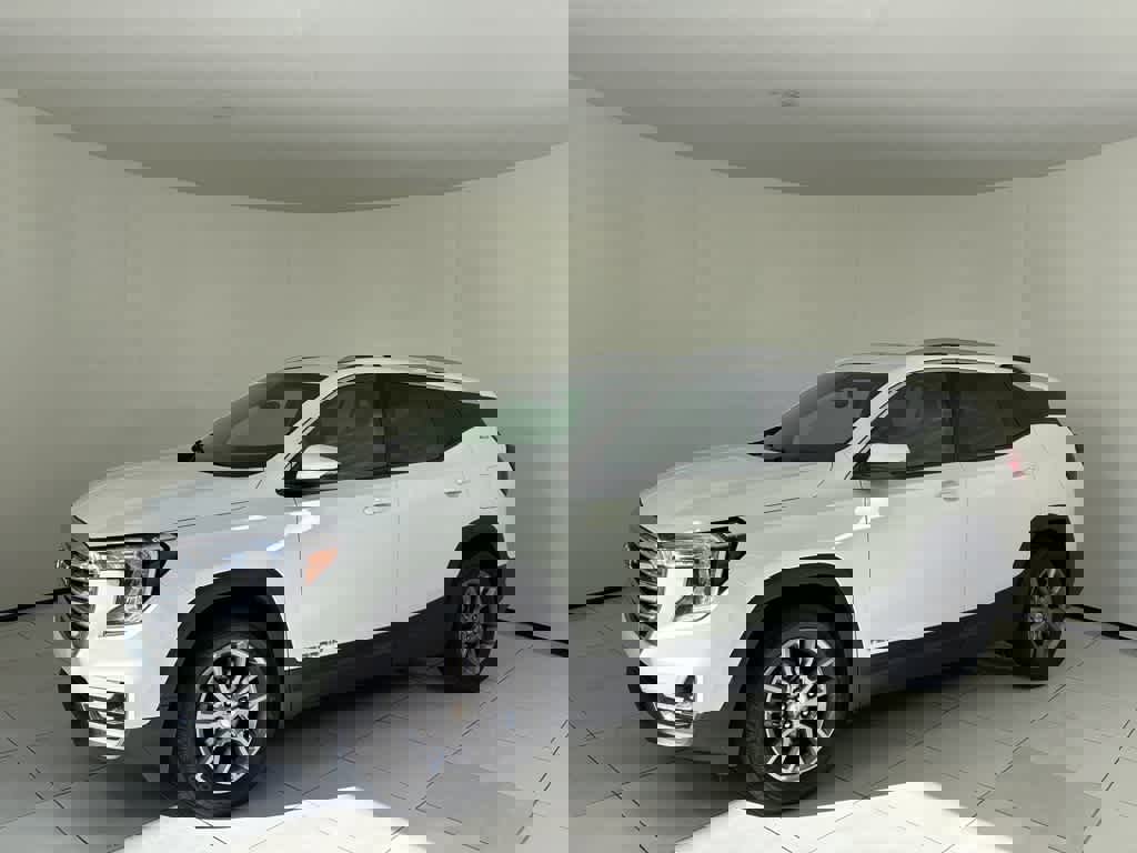Used 2023 GMC Terrain SLT