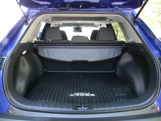 Used 2024 Toyota Corolla Cross LE w/ Moonroof Package AWD/4WD image 20
