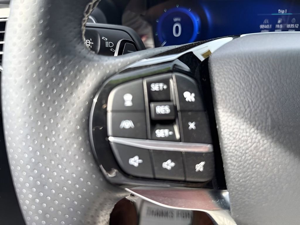 Used 2022 Ford Explorer ST w/ Equipment Group 401A AWD/4WD image 17