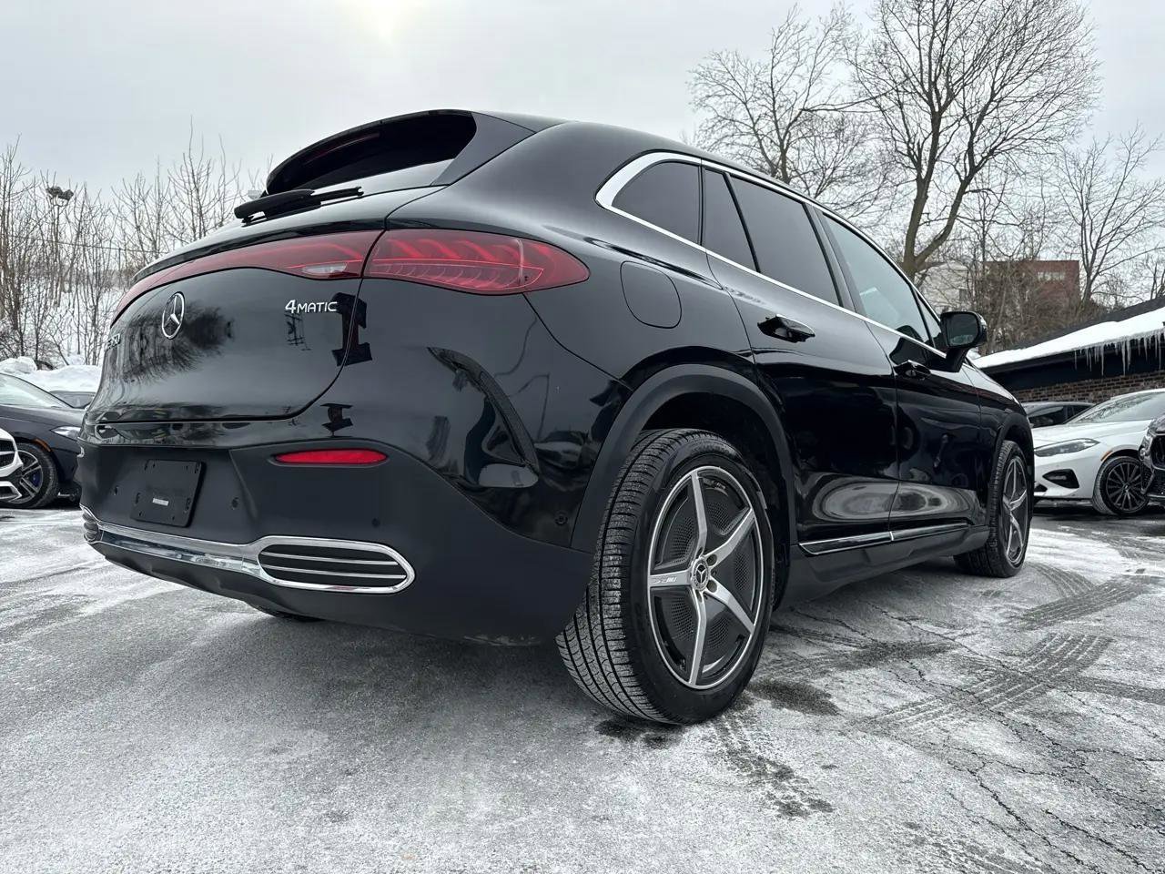 Used 2023 Mercedes-Benz EQE 350+ 4MATIC SUV w/ AMG Line Exterior Package image 12