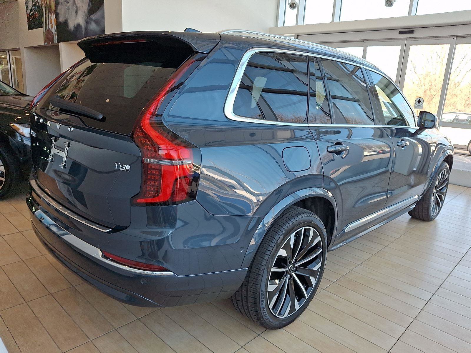 Certified 2026 Volvo XC90 T8 Plus w/ Protection Package Premier image 8