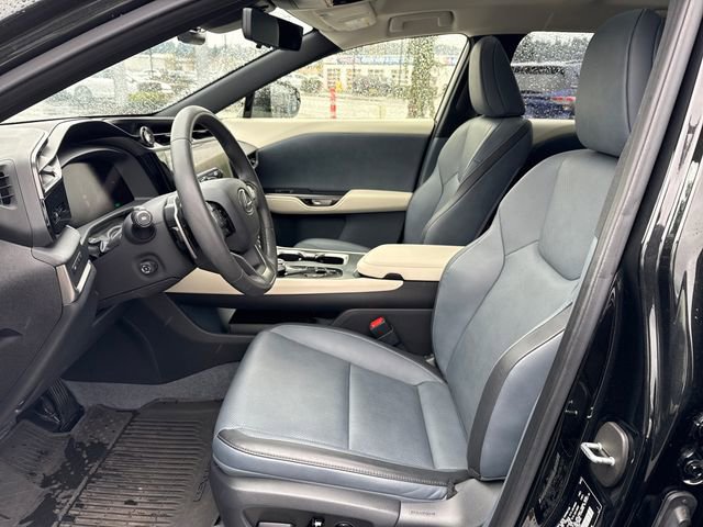 Used 2023 Lexus RZ 450e Premium w/ Technology Package image 16