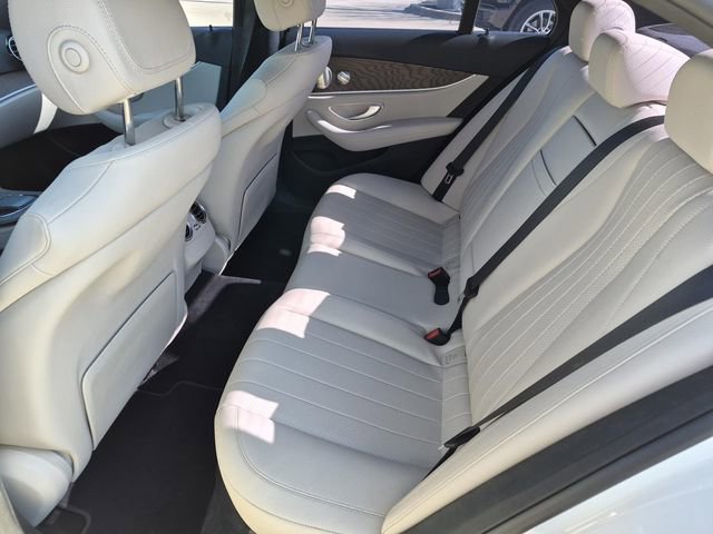 Certified 2022 Mercedes-Benz E 450 4MATIC Sedan image 30