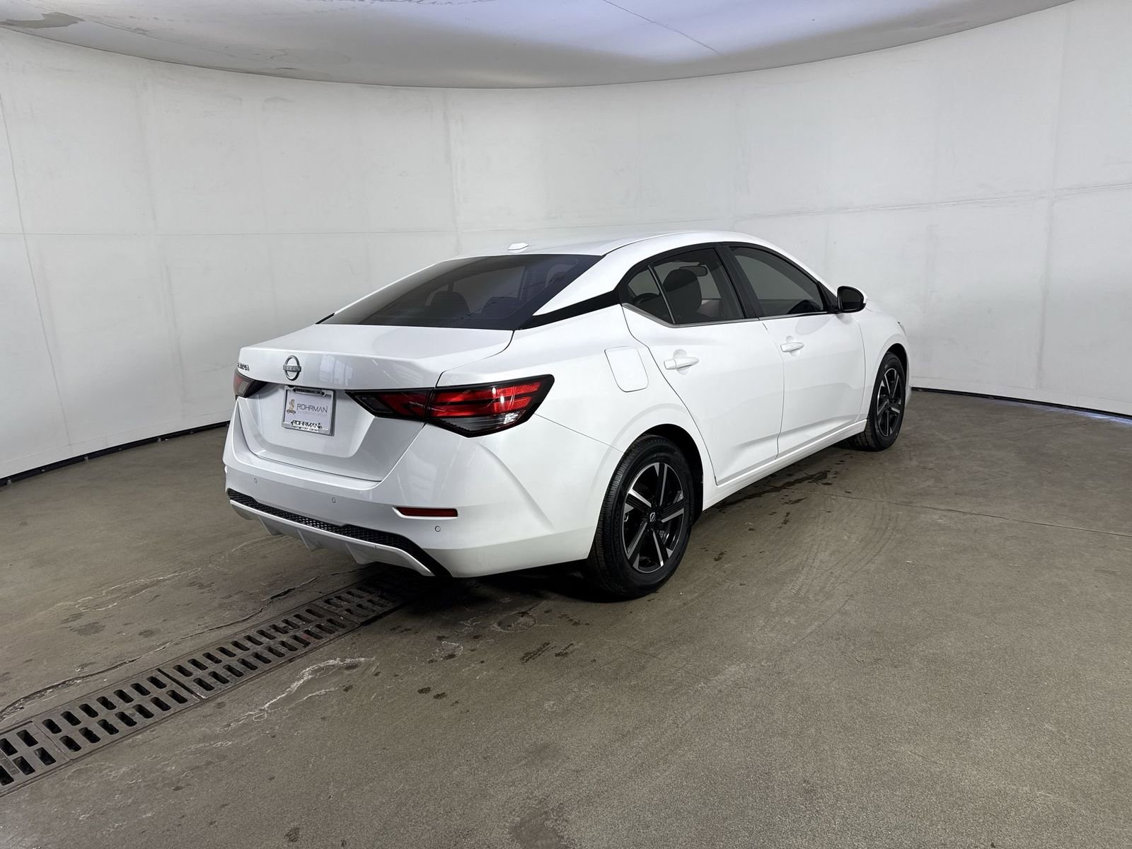 Certified 2025 Nissan Sentra SV image 35