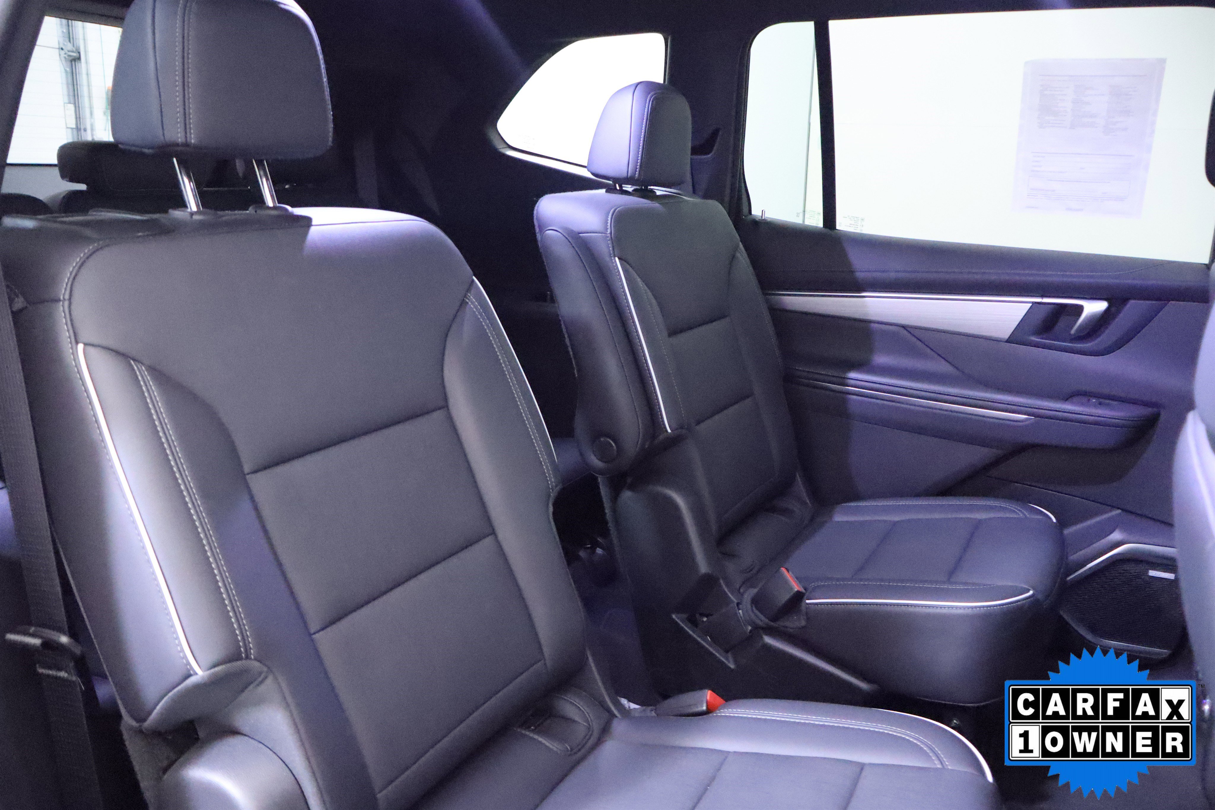 Used 2025 Buick Enclave Preferred FWD image 21