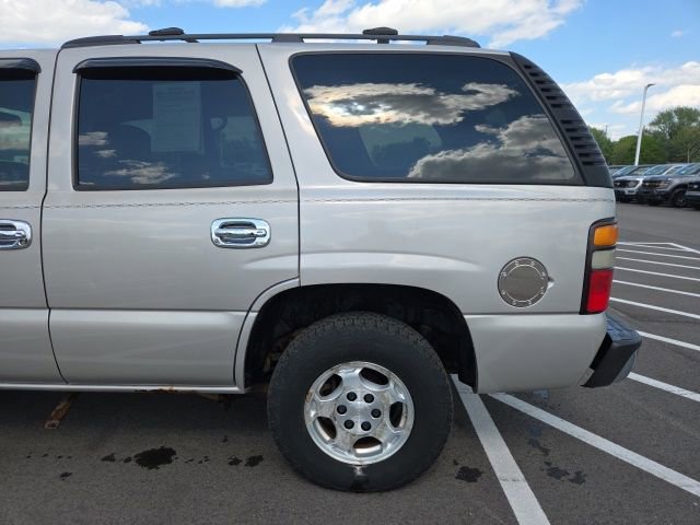 Used 2006 Chevrolet Tahoe LS w/ Smart Select Package RWD image 16