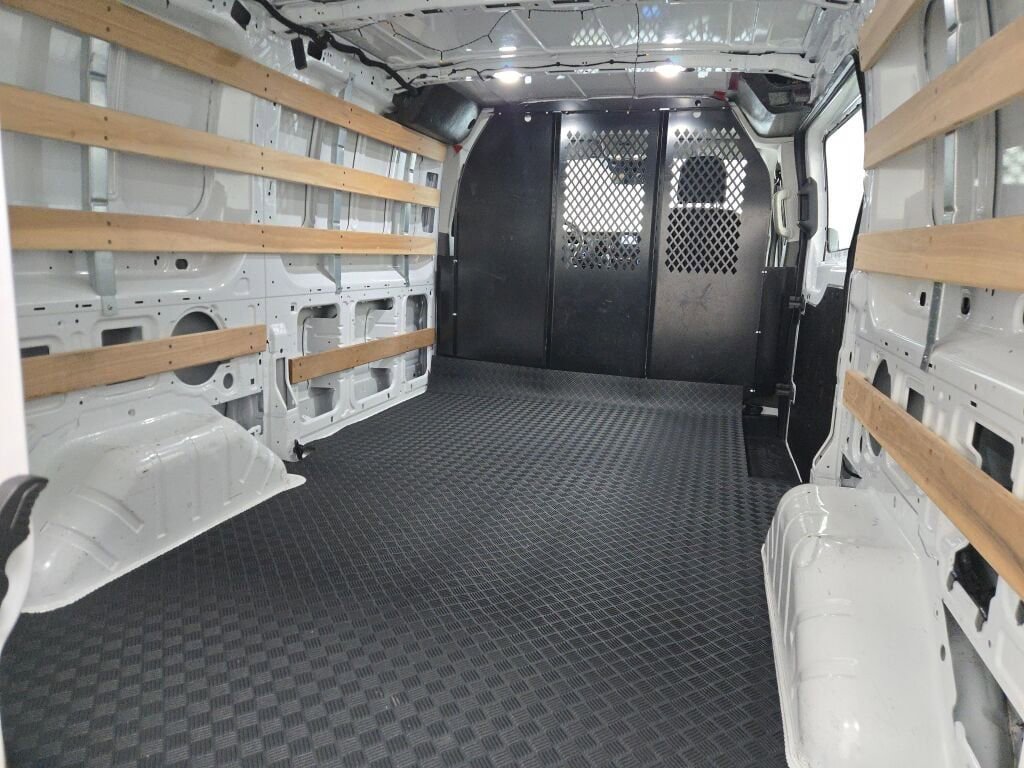 Used 2024 Ford Transit 250 Low Roof w/ Exterior Upgrade Package image 18