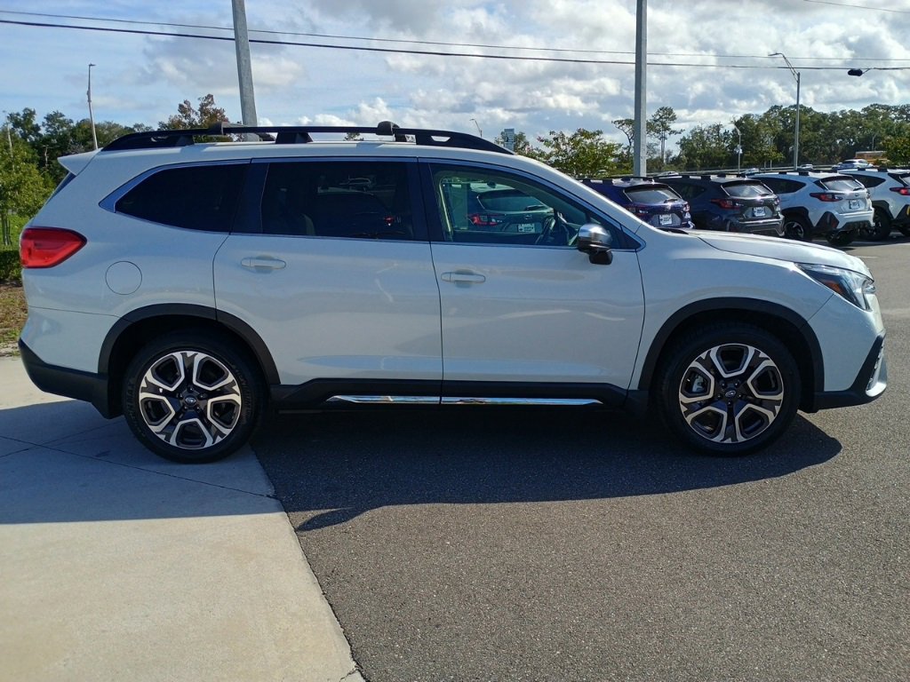 Certified 2023 Subaru Ascent Limited w/ Technology Package image 4