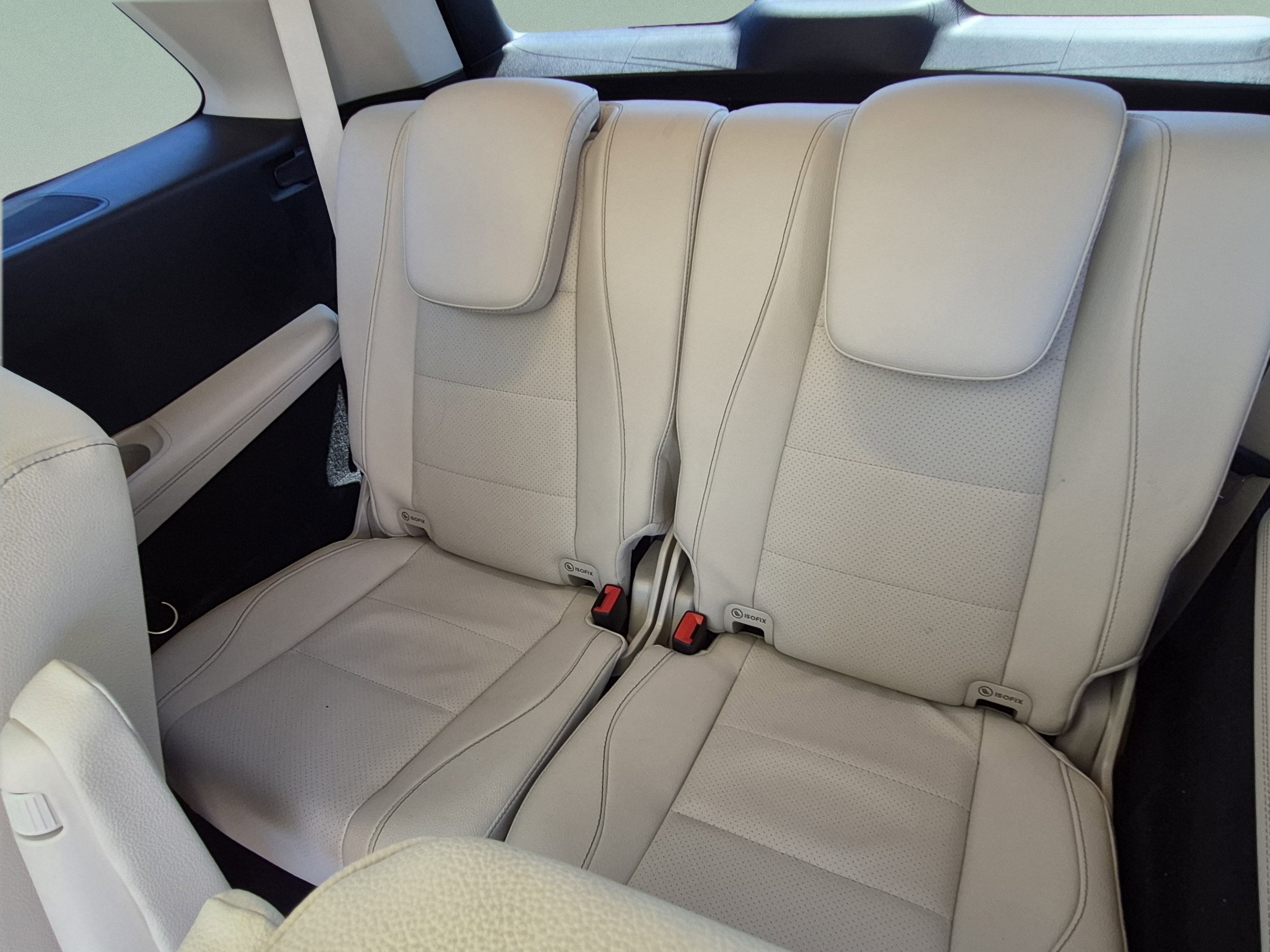 Used 2023 Mercedes-Benz GLS 450 4MATIC w/ AMG Line Exterior image 19