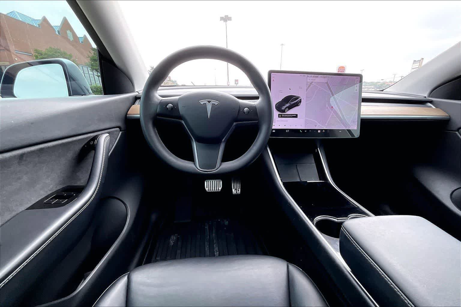 Used 2021 Tesla Model Y Long Range AWD/4WD image 14