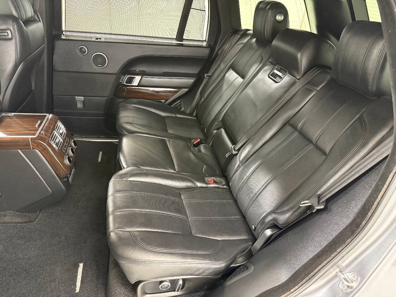 Used 2017 Land Rover Range Rover Long Wheelbase Supercharged AWD/4WD image 25