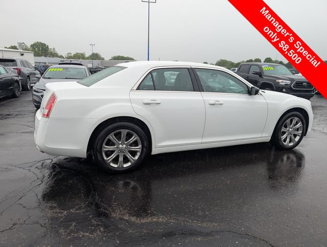 Used 2013 Chrysler 300 S AWD/4WD image 8