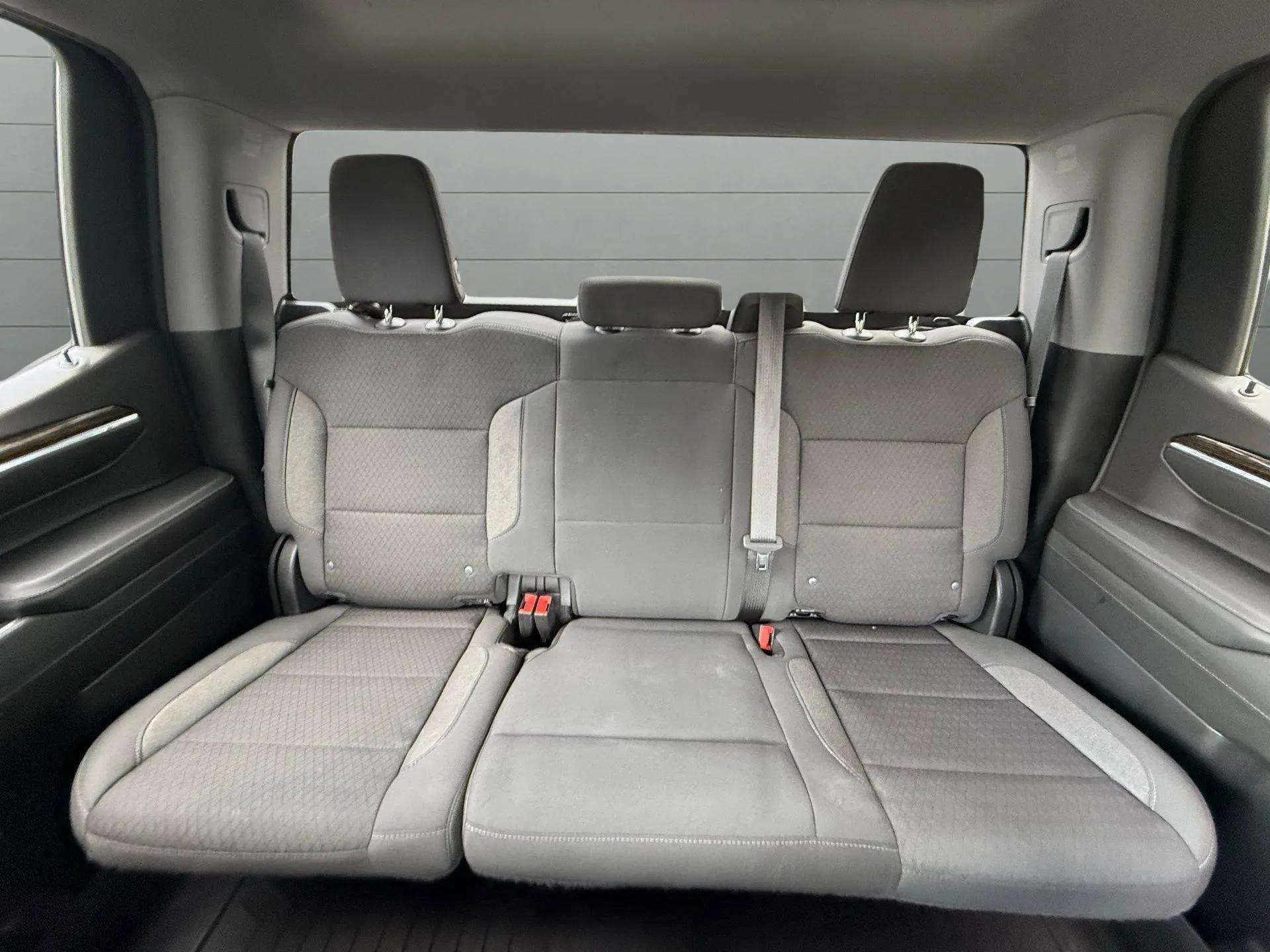 Used 2022 GMC Sierra 1500 SLE image 41