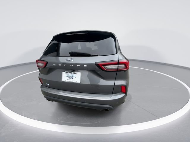 Used 2023 Ford Escape ST-Line w/ Tech Pack #1 FWD image 7