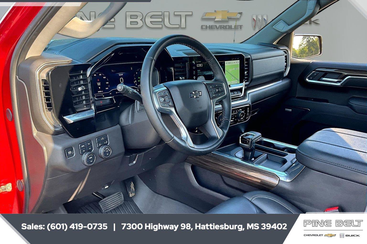 Used 2025 Chevrolet Silverado 1500 LT Trail Boss w/ Convenience Package II AWD/4WD image 13