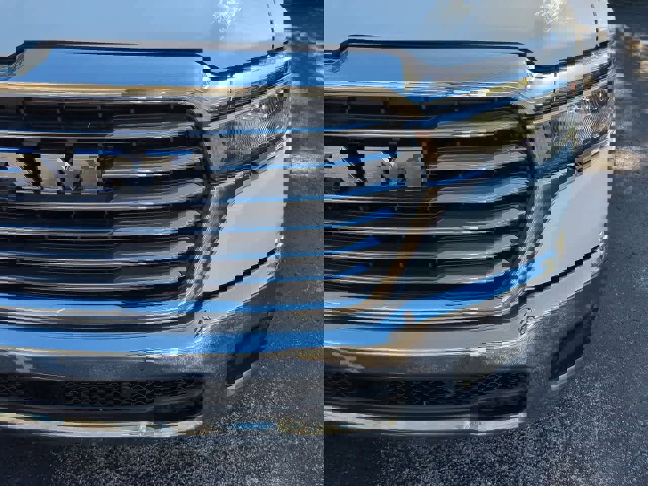 Used 2025 RAM 1500 Laramie image 11