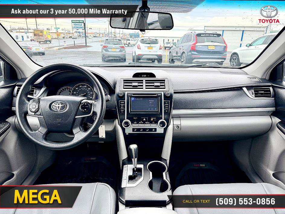 Used 2013 Toyota Camry LE image 14