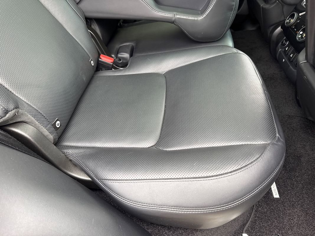 Used 2020 Land Rover Range Rover HSE image 46