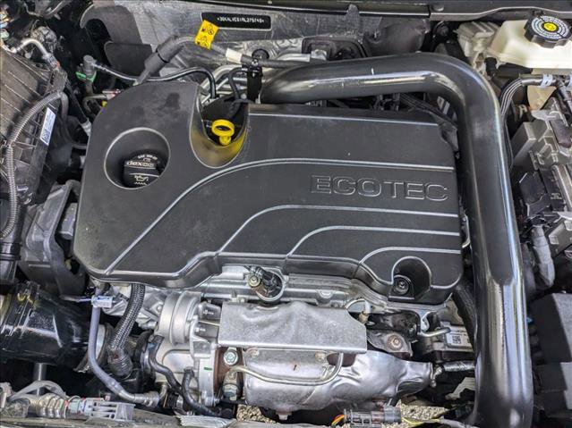 Used 2024 GMC Terrain SLT w/ Tech Package image 21