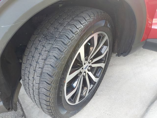 Certified 2025 Ford Explorer ST-Line AWD/4WD image 31