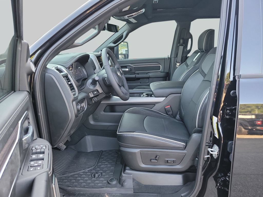 New 2026 RAM 2500 Laramie AWD/4WD image 27
