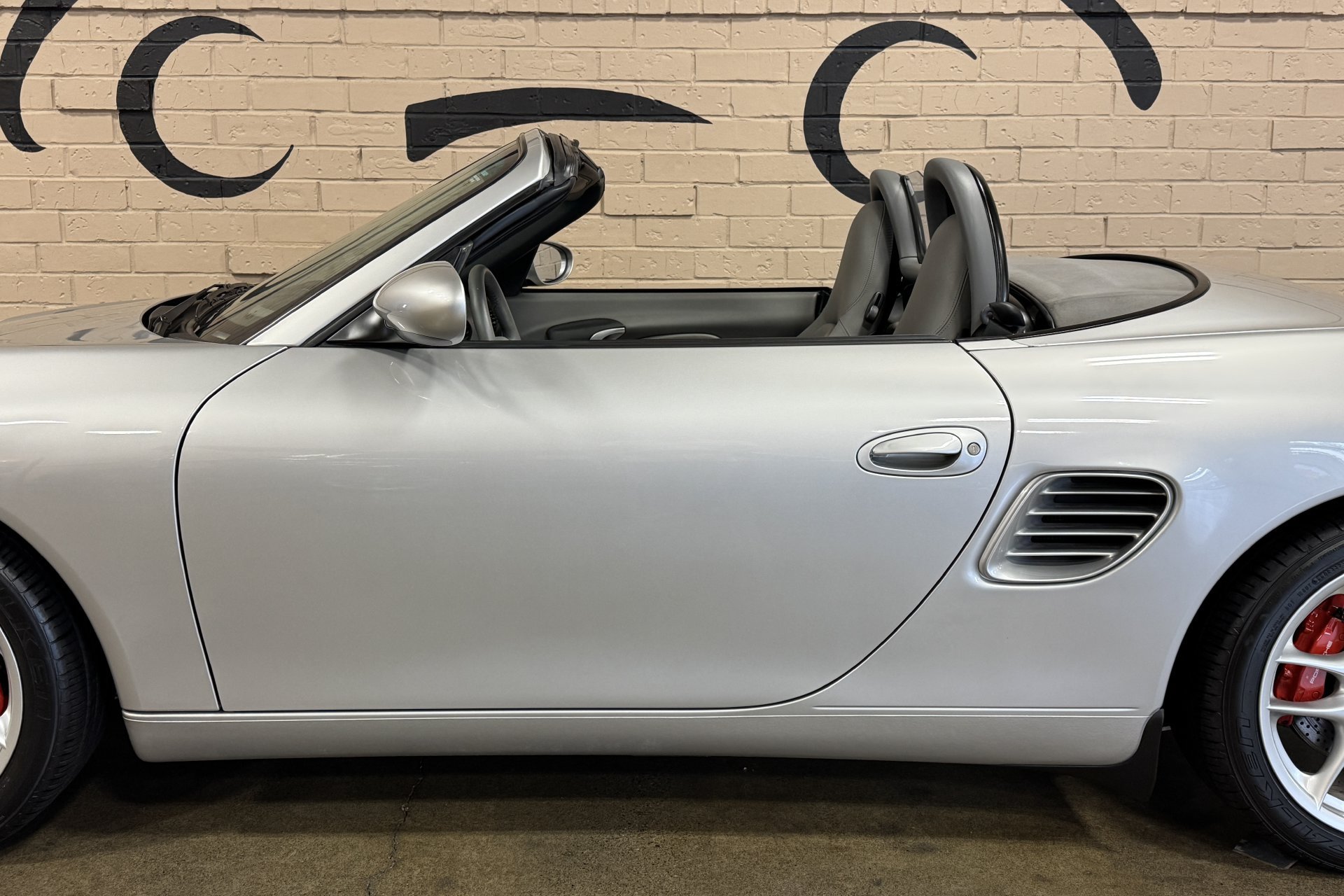 Used 2003 Porsche Boxster S RWD image 23