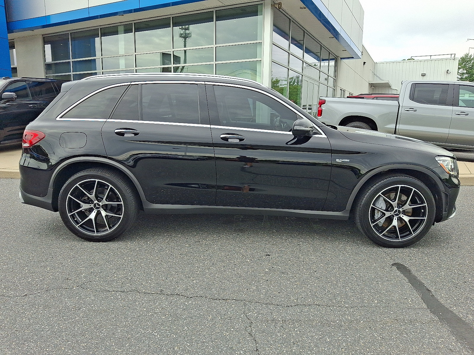 Used 2022 Mercedes-Benz GLC 43 AMG 4MATIC w/ Multimedia Package Lite image 8