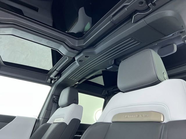 Used 2025 GMC Hummer EV 3X w/ LPO, Sport Package image 19