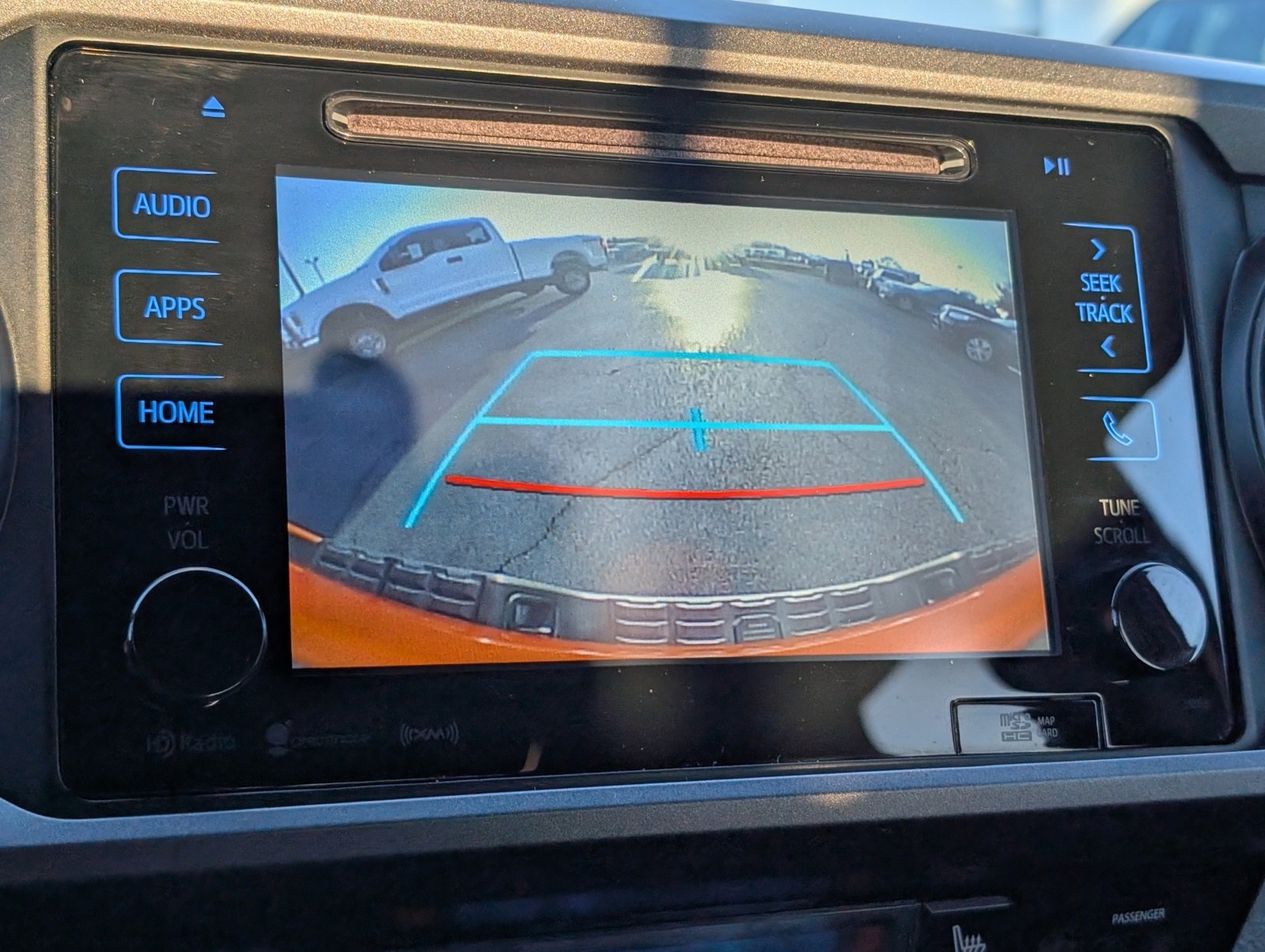 Used 2017 Toyota Tacoma TRD Sport image 6