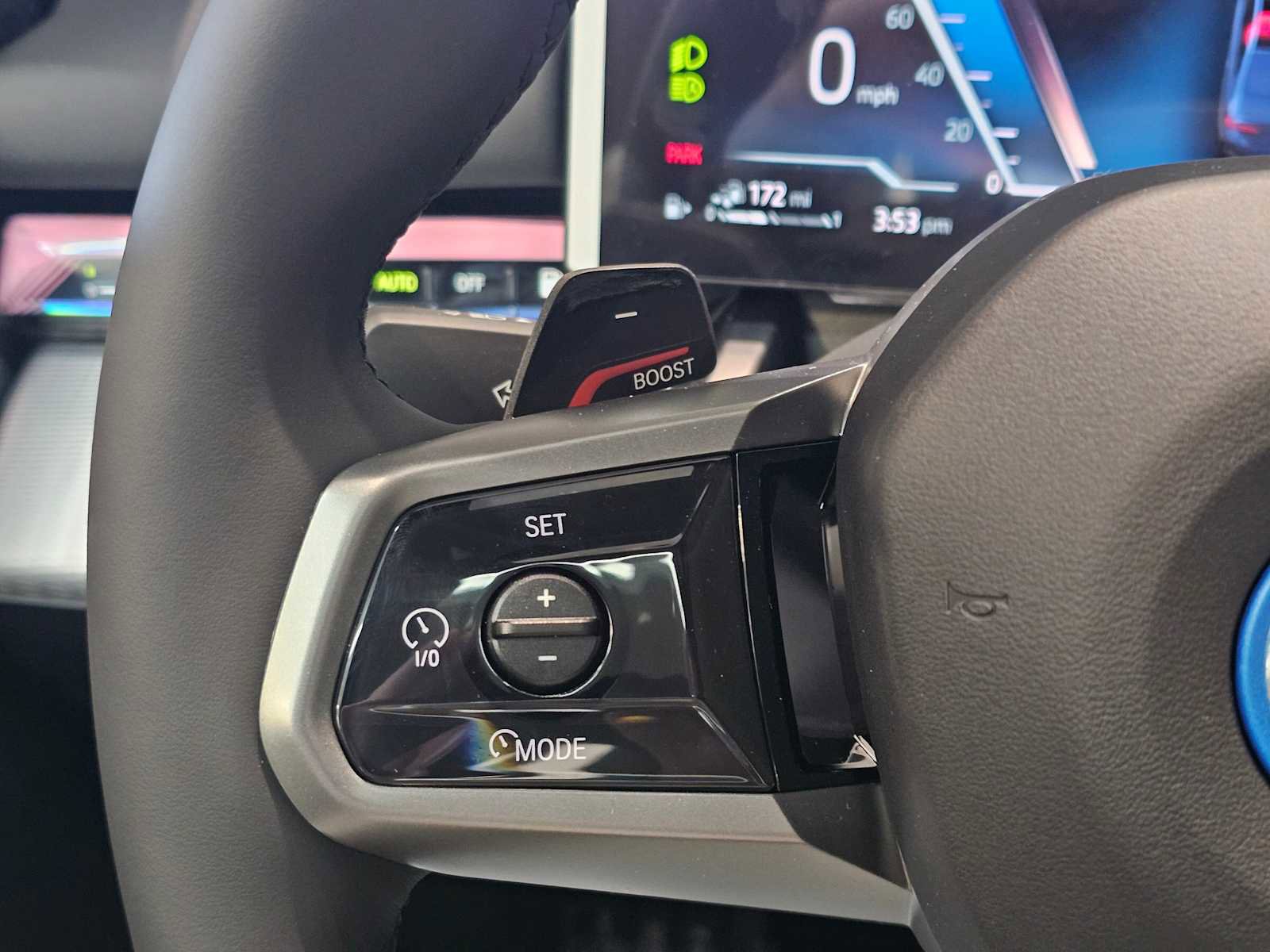 New 2026 BMW 550e xDrive w/ Premium Package image 12