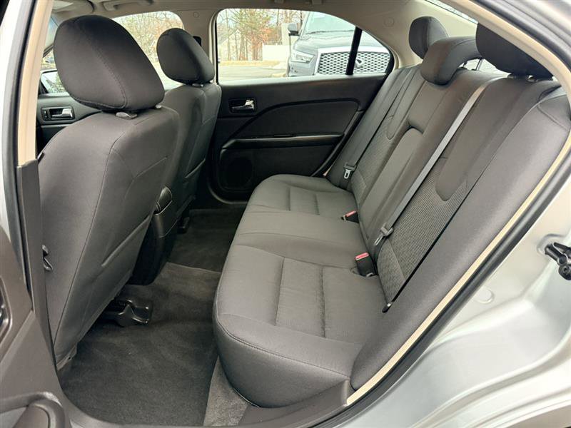 Used 2011 Ford Fusion SE w/ 202A Rapid Spec Order Code image 21