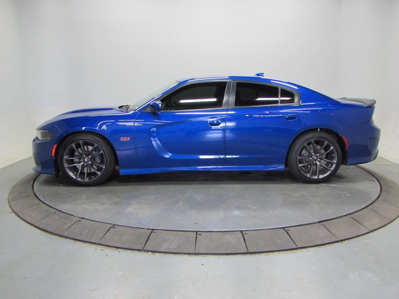 Used 2022 Dodge Charger Scat Pack w/ Plus Group RWD image 4