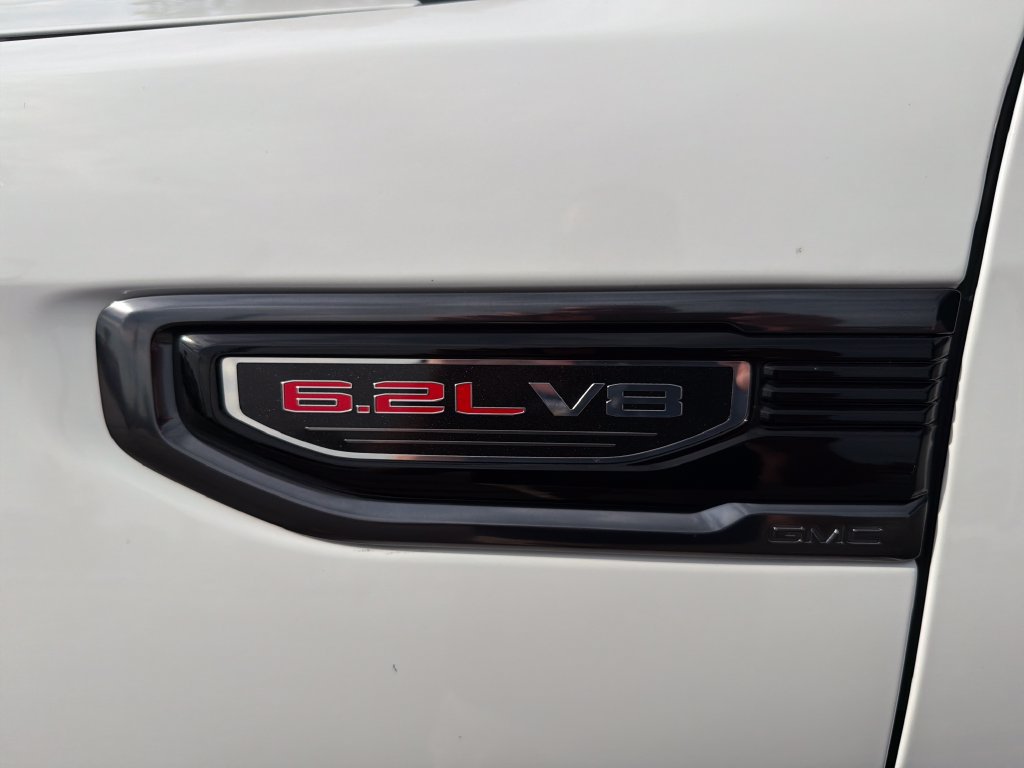 Used 2024 GMC Sierra 1500 AT4 w/ Technology Package AWD/4WD image 29