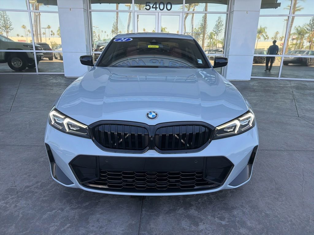 Used 2024 BMW 330i Sedan w/ M Sport Package RWD image 2