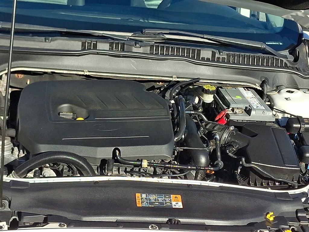 Used 2014 Ford Fusion SE w/ Equipment Group 202A image 27