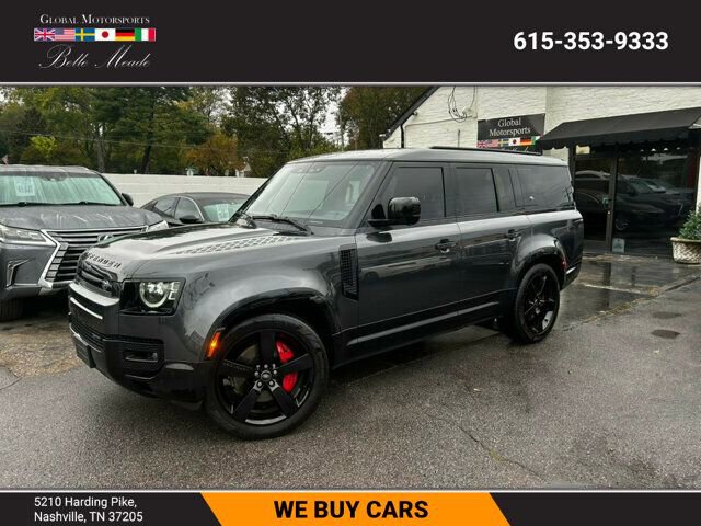 Used 2023 Land Rover Defender 130 X-Dynamic SE image 1