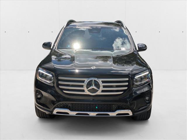 Used 2025 Mercedes-Benz GLB 250 image 2