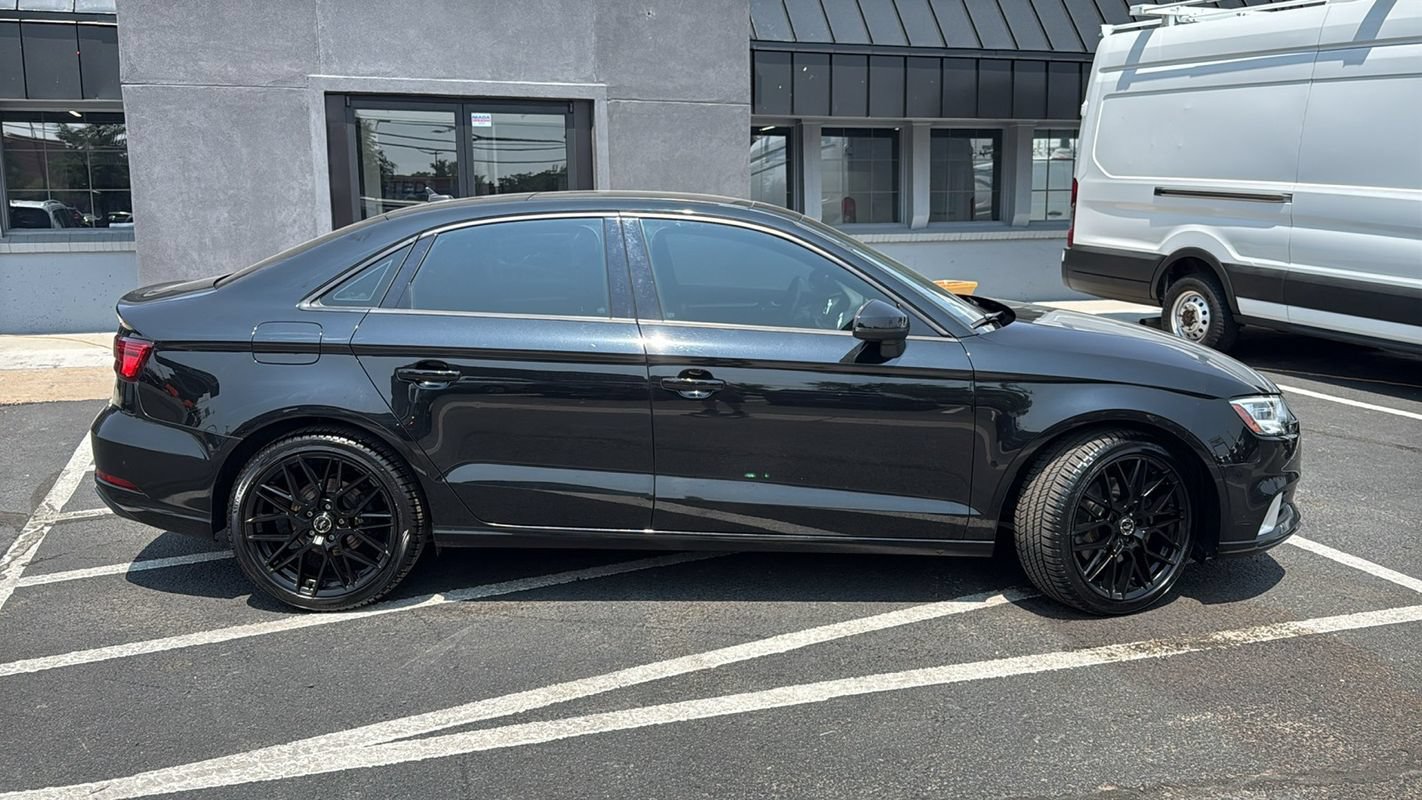 Used 2018 Audi A3 2.0T Premium w/ Convenience Package AWD/4WD image 2
