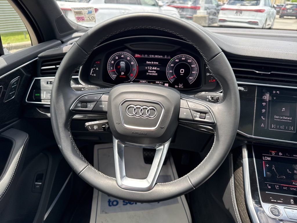 Used 2025 Audi Q7 3.0T Prestige w/ Prestige Package image 33