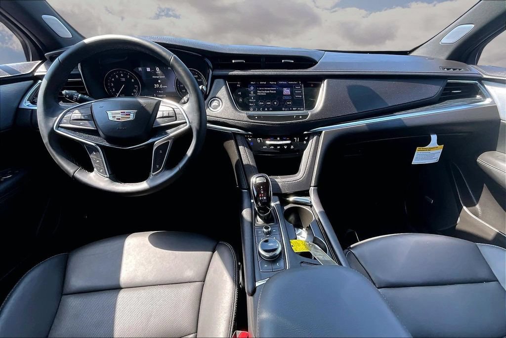 Certified 2026 Cadillac XT5 Premium Luxury w/ Driver Assist Package AWD/4WD image 7
