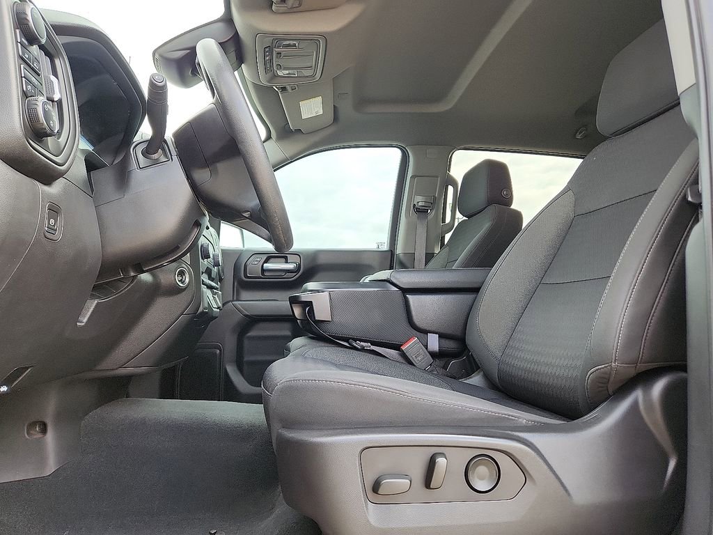 Used 2023 Chevrolet Silverado 1500 Custom AWD/4WD image 15